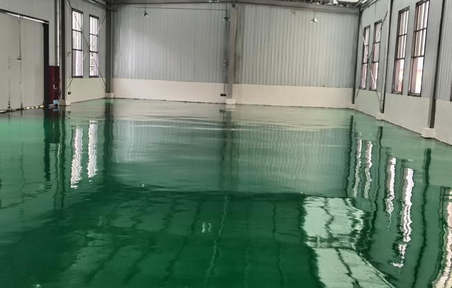 環(huán)氧樹(shù)脂地坪漆