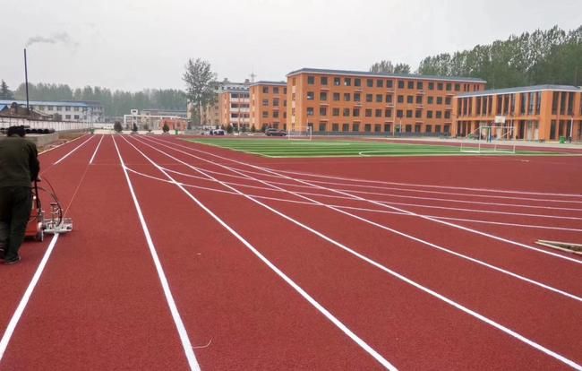 運動(dòng)場(chǎng)塑膠地坪